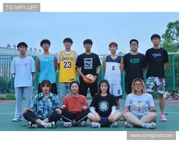 南京排球队选拔赛点评团队协作表现分析与未来发展展望