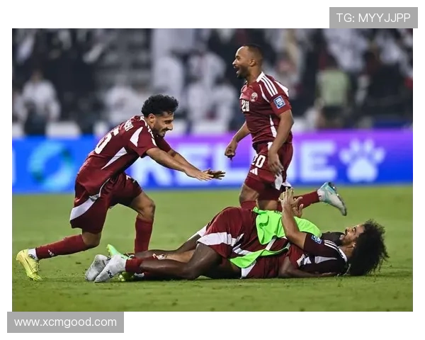 卡塔尔足球明星精彩出场视频集锦展现球场魅力与激情